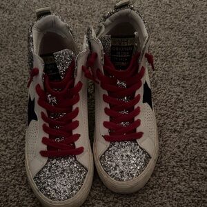 Vintage Havana Silver Glitter Sneakers with Red Laces